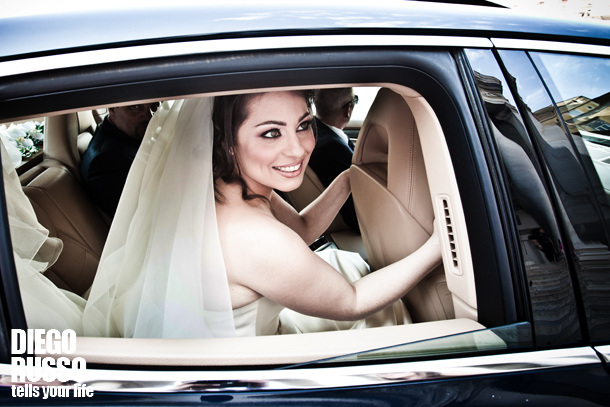 Auto Matrimonio Napoli - Foto Sposa Emozionata