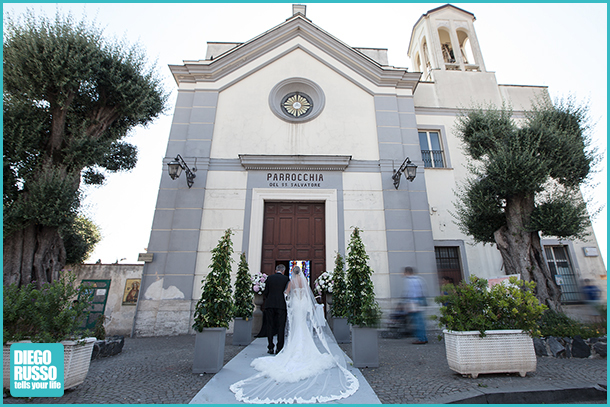 Foto Entrata In Chiesa Sposa - Foto Velo Sposa - Foto Matrimonio Religioso - Foto Sposa Con Papà - Foto Chiesa 