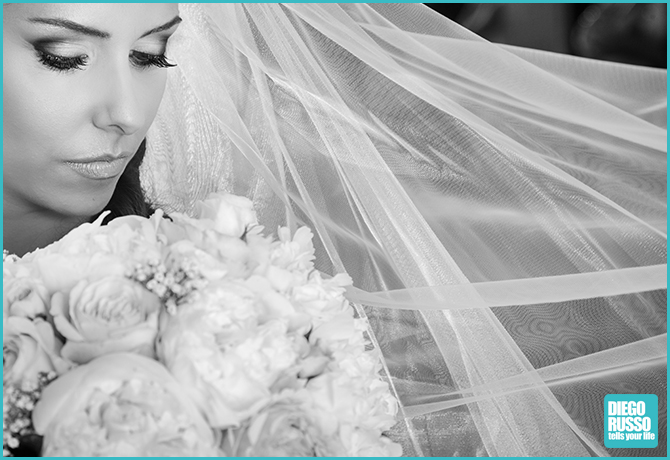 Foto Sposa - Foto Sposa Bianco E Nero - Foto Nozze - Foto Matrimonio - Foto Bouquet Sposa