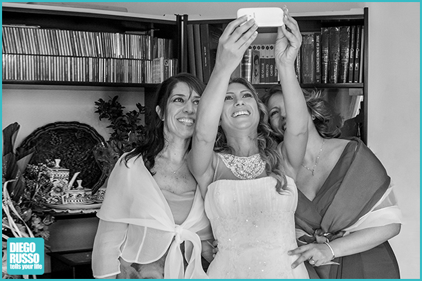 foto delle nozze - foto della sposa - foto del selfie - foto divertenti al matrimonio - foto delle nozze